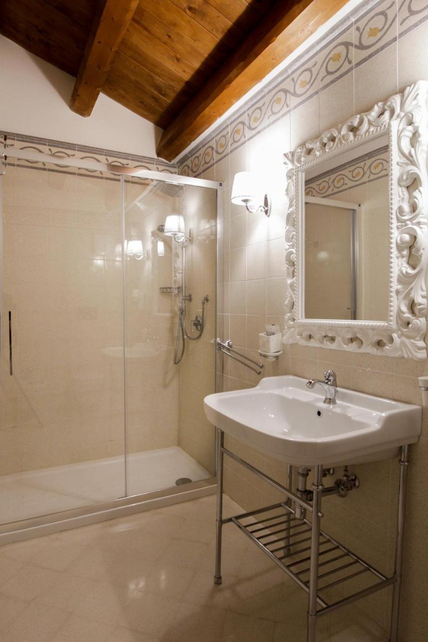 Monsignore Bed and breakfast