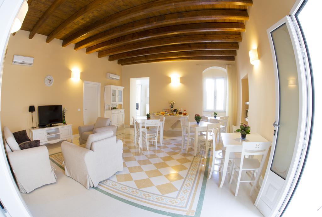Monsignore Couette-café Vieste